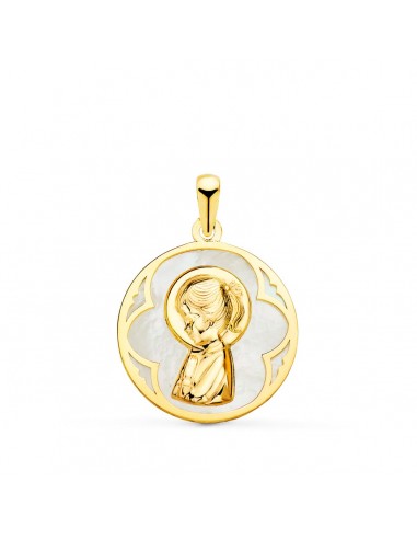 18K MEDALLA ORO AMARILLO REDONDA CON NACAR BLANCO Y VIRGEN NIÑA. 18 MM