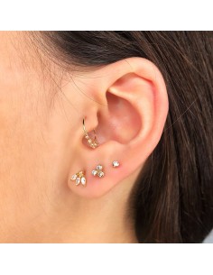 18k PIERCING OREJA ORO AMARILLO TRES HOJITAS CIRCONITAS 6,5 X 6 MM. (UNIDAD) 2
