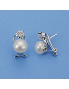 18K PENDIENTES PERLA BOTON. 14 X 8 MM.