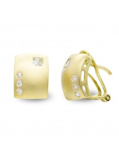 18K PENDIENTES ORO AMARILLO CUADROS MATE Y BRILLO Y CIRCONITA CIERRE OMEGA