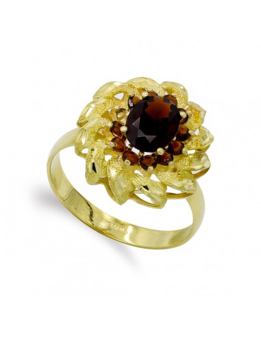 18K SORTIJA ORO AMARILLO Y GRANATE OVAL 8X6 MM CON CIRCONITA Y HOJAS. ANCHO: 17 5 MM