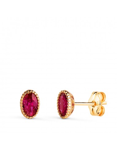 18K PENDIENTES ORO AMARILLO OVAL PIEDRA ROJA BORDES BOLITAS. MEDIDA: 6 X 4MM. CIERRE PRESION