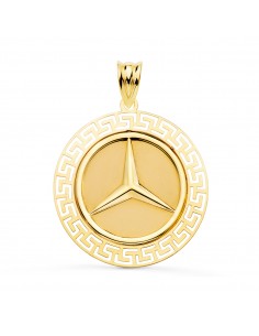 18K MEDALLA ORO AMARILLO ESTRELLA TRES PUNTAS CON BORDE DE GRECA CALADA. 27 MM
