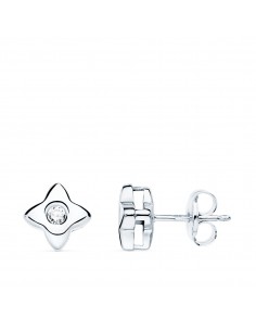18K PENDIENTES ORO BLANCO ESTRELLA DIAMANTES LABORATORIO 0 100 QT VS2-G. MEDIDA: 6X6 MM. CIERRE PRESION