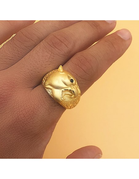 18K SELLO ORO AMARILLO MACIZO PUMA OJO ZAFIRO NATURAL. ANCHO 18 MM