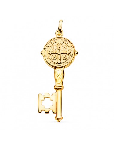 18K LLAVE ESCAPULARIO ORO AMARILLO SAN BENITO MONJE BRILLO MEDALLA ORO AMARILLO 12 MM LLAVE 33X16 MM