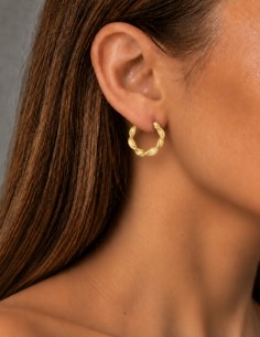 18K AROS ORO AMARILLO MATE Y BRILLO HUECOS 17 MM 2