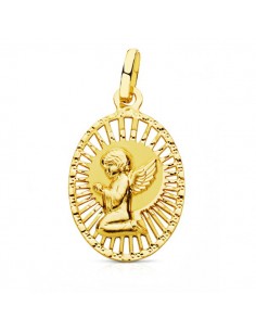 18K MEDALLA ANGEL CERCO CALADO 22 X 14MM.