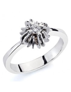 18K SOLITARIO ORO BLANCO DIAMANTE NATURAL  TALLA BRILLANTE 0.100 QTS. ANCHO: 9MM. ALTO: 7MM