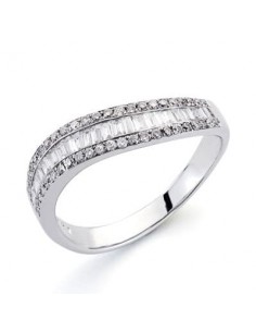 18K SORTIJA ORO BLANCO DIAMANTES NATURALES  TALLA BRILLANTE 0.180 QTS.  -0.300 QTS. ANCHO: 4MM