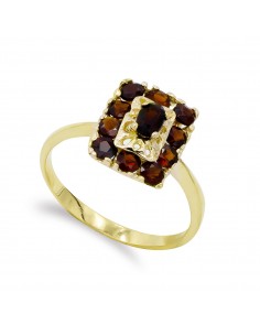 18K SORTIJA ORO AMARILLO CUAJO RECTANGULAR DE GRANATES. ANCHO: 12 5 MM