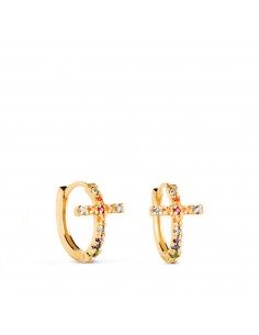 18K AROS ORO AMARILLO CRUZ CON CIRCONITAS COLORES. MEDIDA: 11 X 7 MM. CIERRE DE CLIP